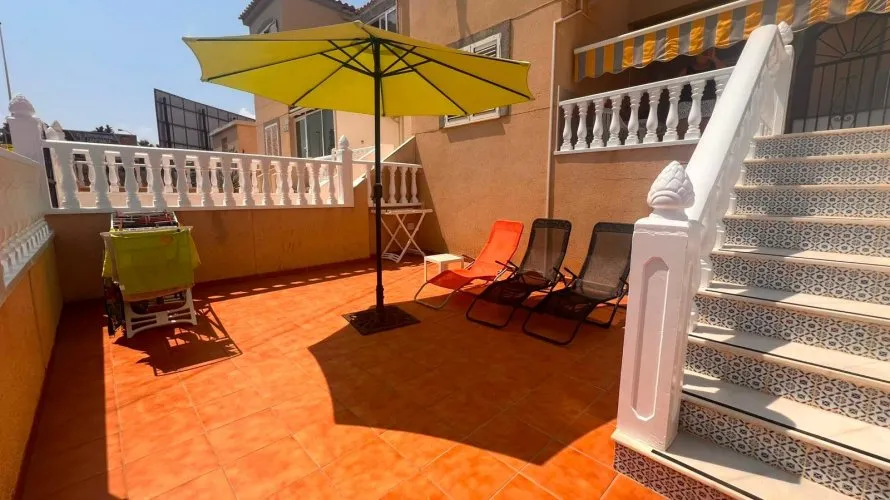 2 bedrooms bungalow for sale, Torrevieja, Spain No. 32509 № 13