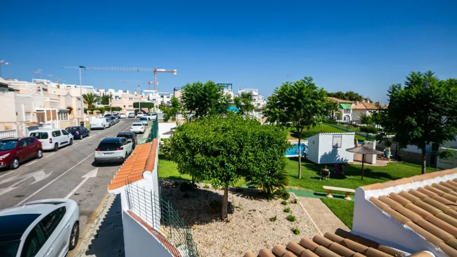 41m² bungalow for sale, Los Balcones, Spain No. 32505 № 1