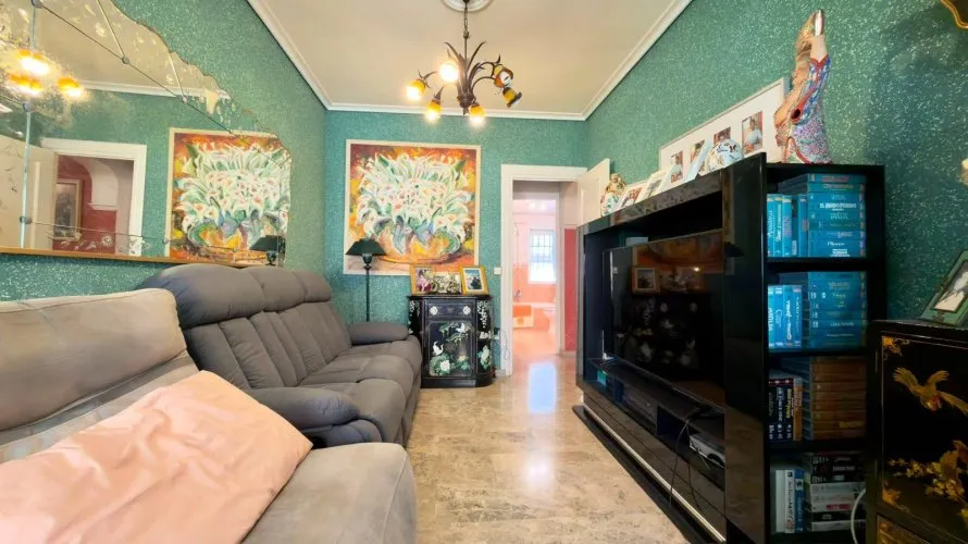 5 bedrooms villa for sale, Benidorm, Spain No. 32520