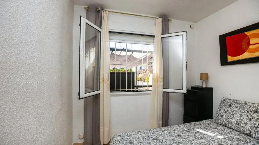 41m² bungalow for sale, Los Balcones, Spain No. 32505 № 10