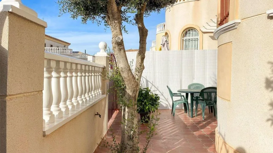3 bedrooms house for sale, Torrevieja, Spain No. 32536 № 6