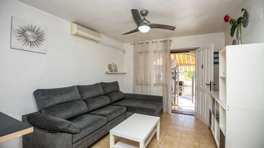 41m² bungalow for sale, Los Balcones, Spain No. 32505 № 21