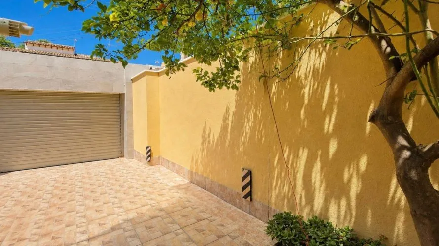 5 bedrooms house for sale, Los Balcones, Spain No. 32607 № 8