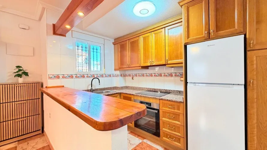2 bedrooms house for sale, Campoamor, Spain No. 32543