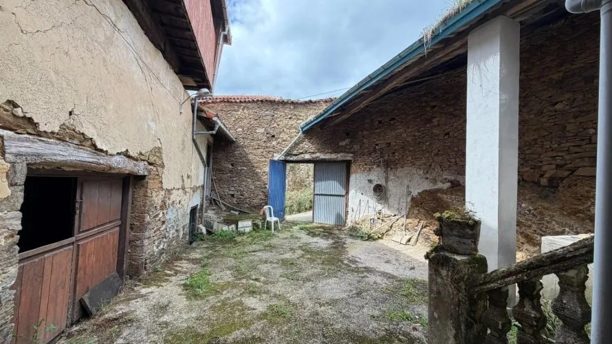 5 bedrooms house for sale, Salas, Spain No. 32593 № 21