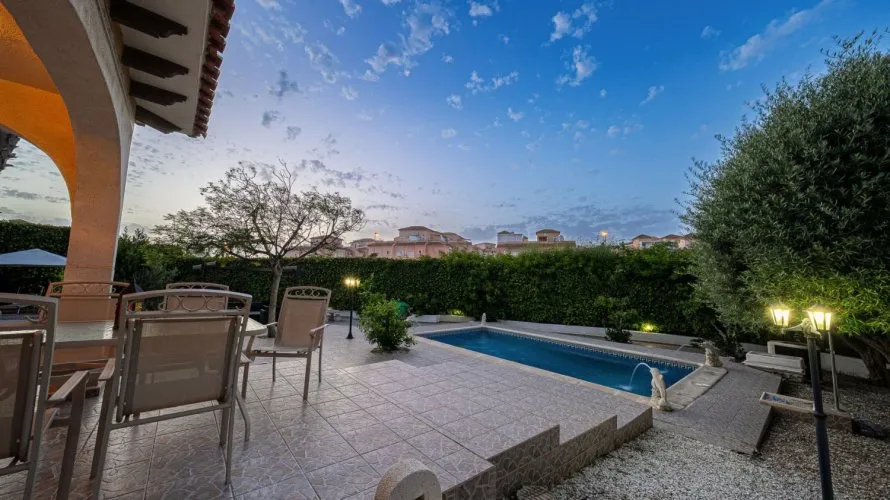 96m² villa for sale, La Zenia, Spain No. 32613 № 27