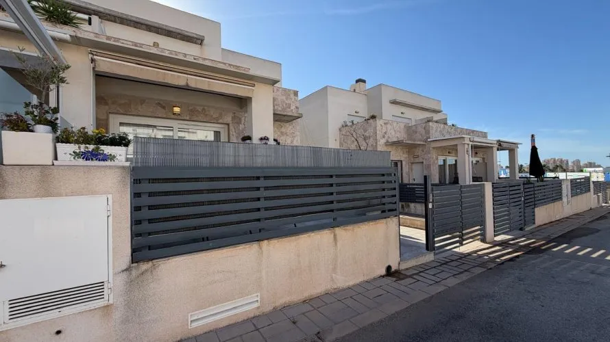 3 bedrooms house for sale, Torrevieja, Spain No. 32600 № 28