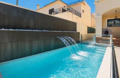 114m² villa for sale, Torrevieja, Spain No. 32576