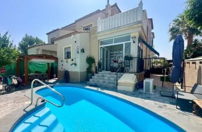 Villa for sale, Algorfa, Spain No. 32550