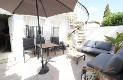 3 bedrooms bungalow for sale, Torrevieja, Spain No. 32599
