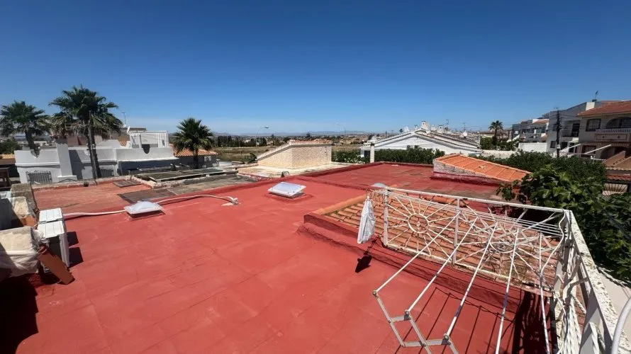 1 bedroom house for sale, Torrevieja, Spain No. 32541