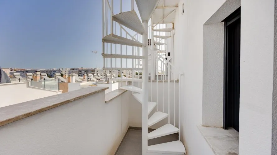 2 bedrooms house for sale, Guardamar del Segura, Spain No. 32586