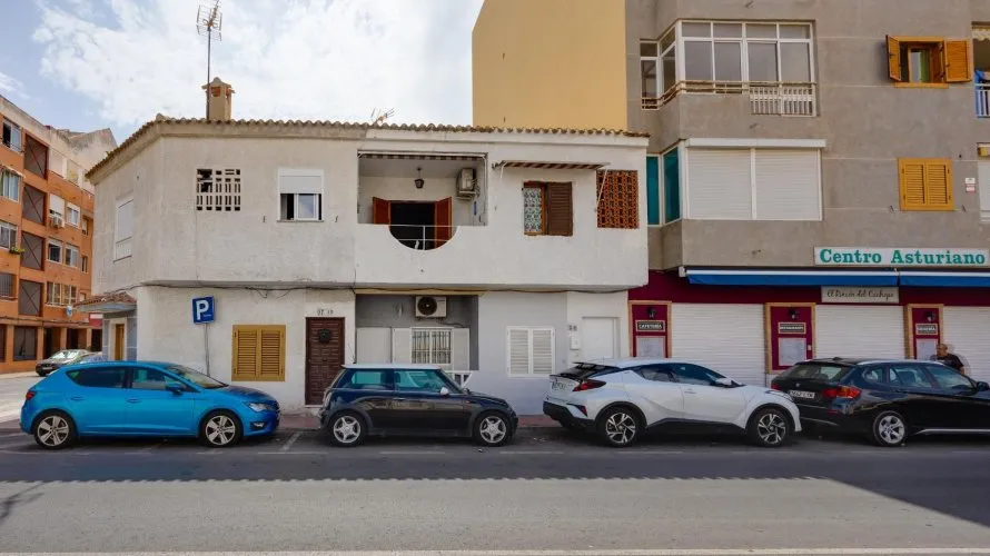 75m² bungalow for sale, Torrevieja, Spain No. 32552 № 3