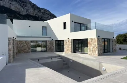 310m² villa for sale, Vejer de la Frontera, Spain No. 32565