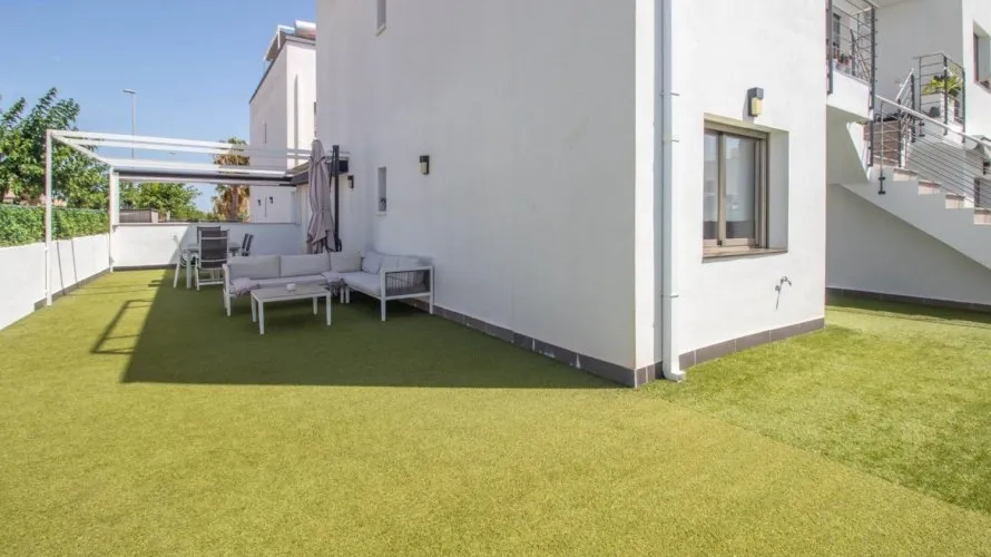 65m² bungalow for sale, Pilar de la Horadada, Spain No. 32664 № 2