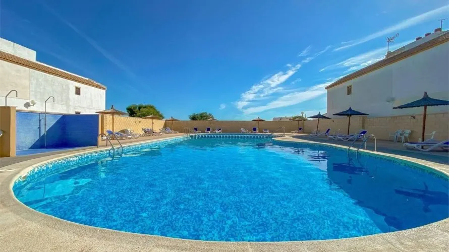 55m² bungalow for sale, Torrevieja, Spain No. 32669 № 1