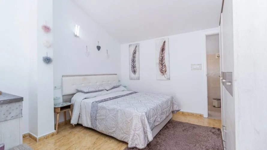 109m² house for sale, Alicante, Spain No. 32657 № 1