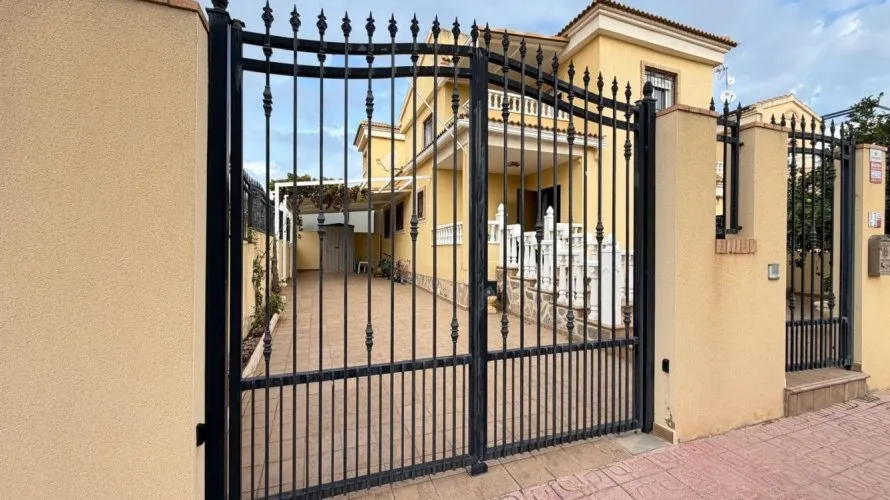 4 bedrooms villa for sale, Alicante, Spain No. 32643 № 26