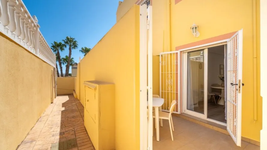 75m² house for sale, Alicante, Spain No. 32670 № 10