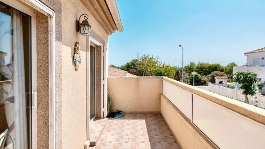 3 bedrooms house for sale, Torrevieja, Spain No. 32658 № 8