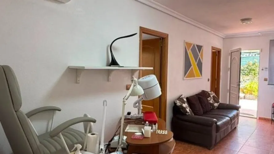 3 bedrooms bungalow for sale, La Mata, Spain No. 32638 № 21