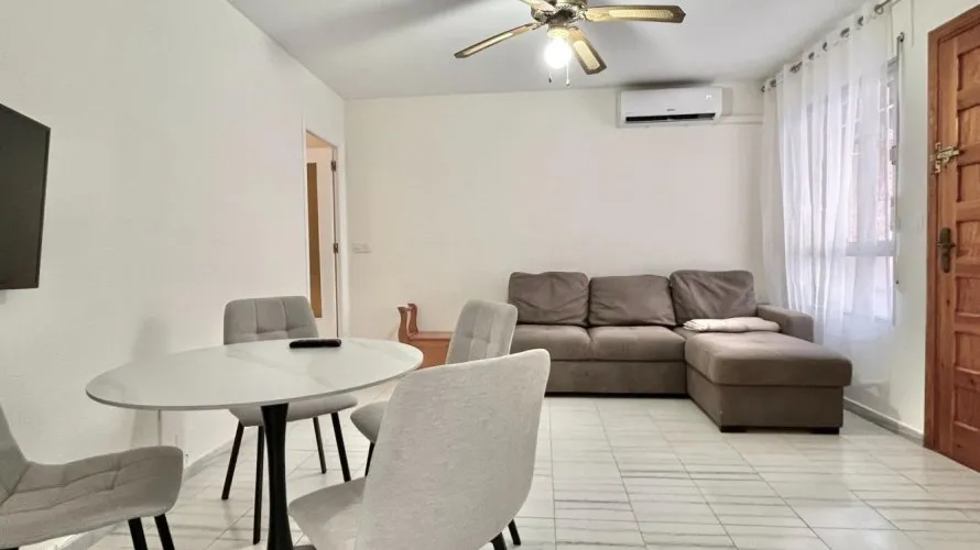2 bedrooms bungalow for sale, Torrevieja, Spain No. 32673 № 20